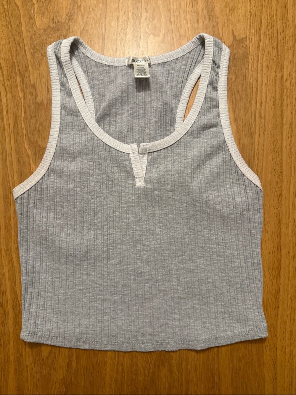 Bozzolo Light Gray Cropped Ribbed Tank with White Trim